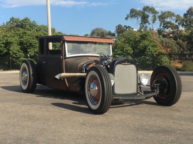 1928 Ford Model T - photo 2