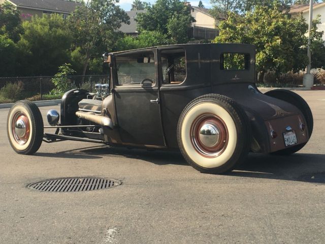 1928 Ford Model T - photo 4