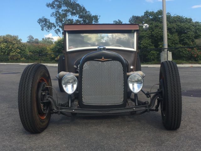 1928 Ford Model T - photo 5