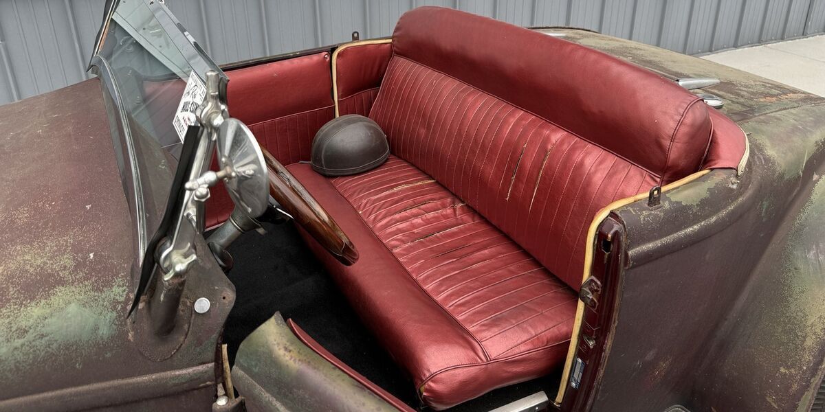 1932 Ford Roadster - photo 12