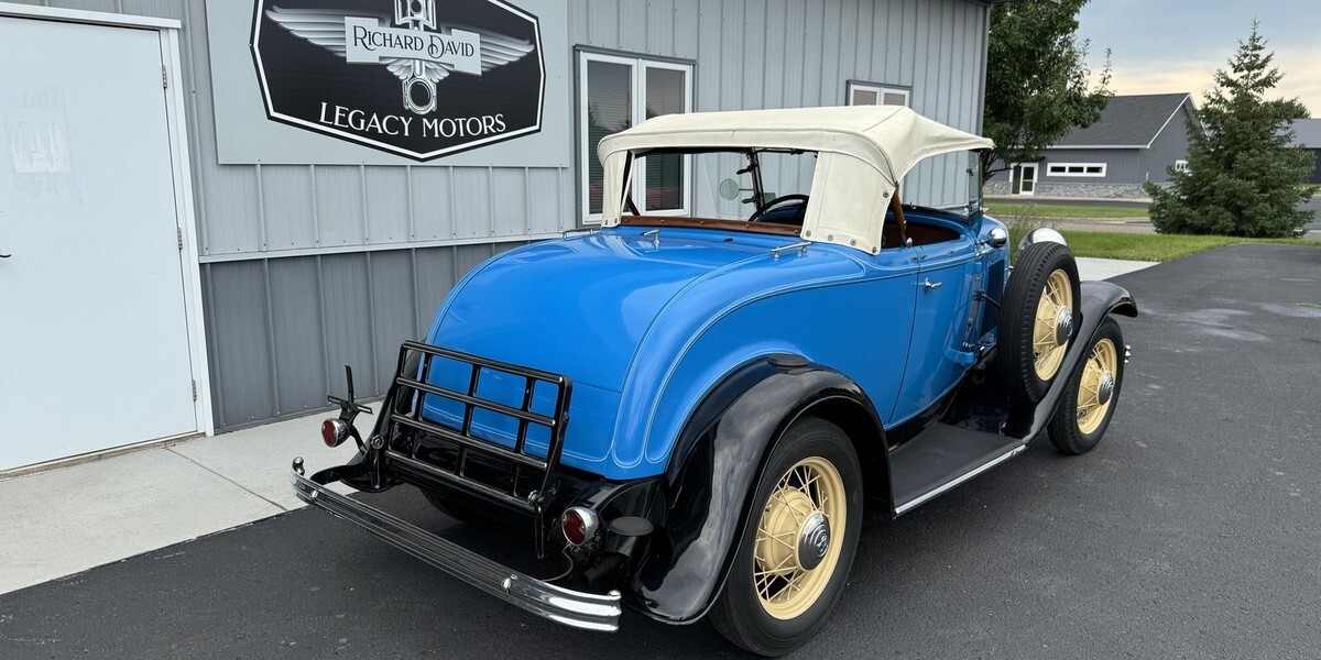 1932 Ford Roadster - photo 10