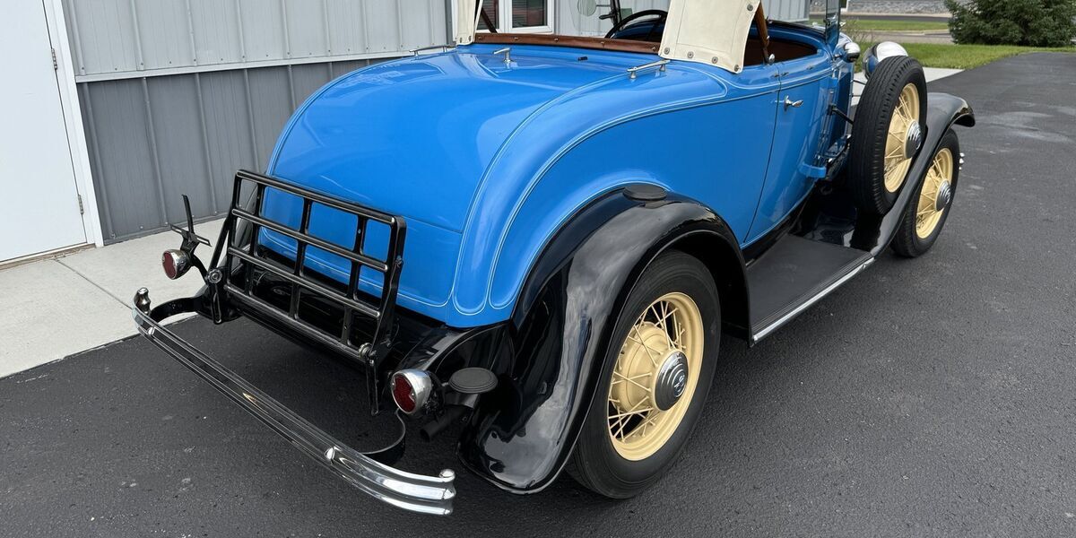 1932 Ford Roadster - photo 11