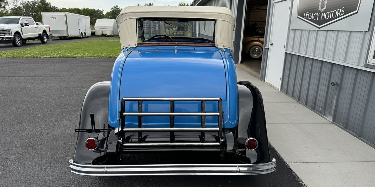 1932 Ford Roadster - photo 12