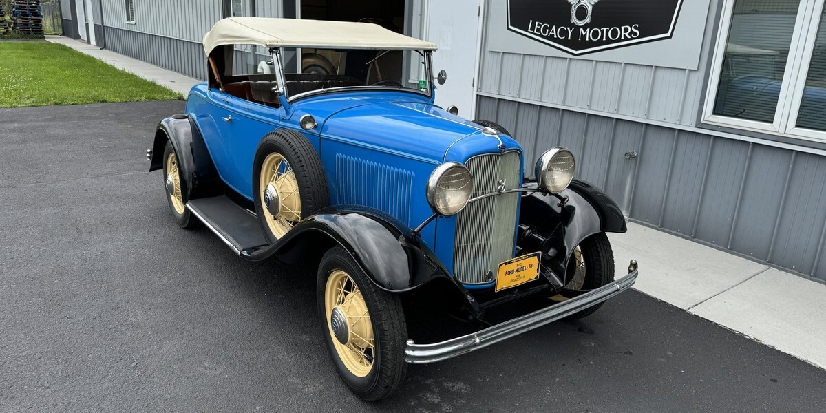 1932 Ford Roadster - photo 3