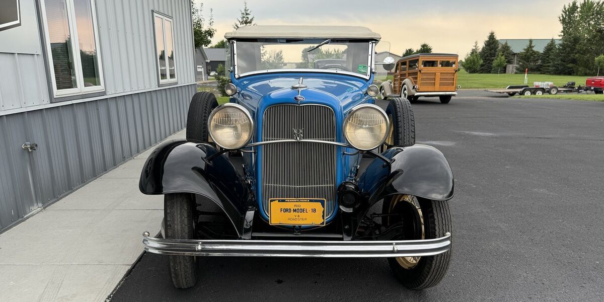 1932 Ford Roadster - photo 5