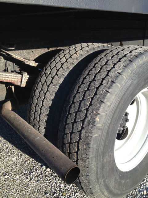 1991 Ford F-450 - photo 11