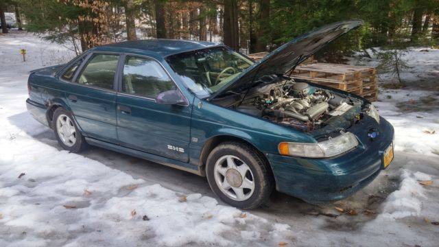 1993 Ford Taurus - photo 2