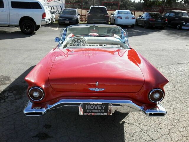 1957 Ford Thunderbird Convertible - photo 5