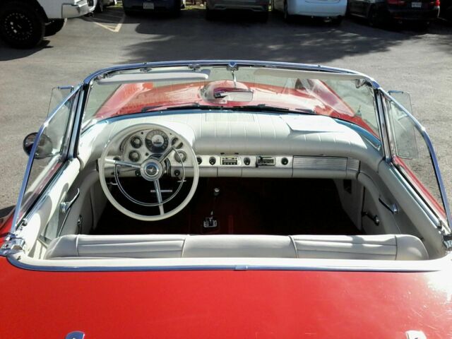 1957 Ford Thunderbird Convertible - photo 6