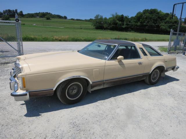 FORD THUNDER BIRD CAR, 2 DOOR, V8,AUTOMATIC, 52,997 ORIGINAL MILES RUNS & DRIVES 1978 Ford Thunderbird Coupe