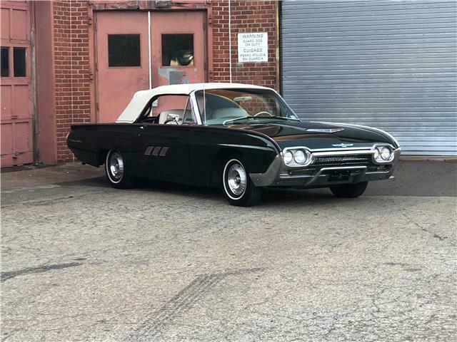 1963 Ford Thunderbird Convertible - photo 6
