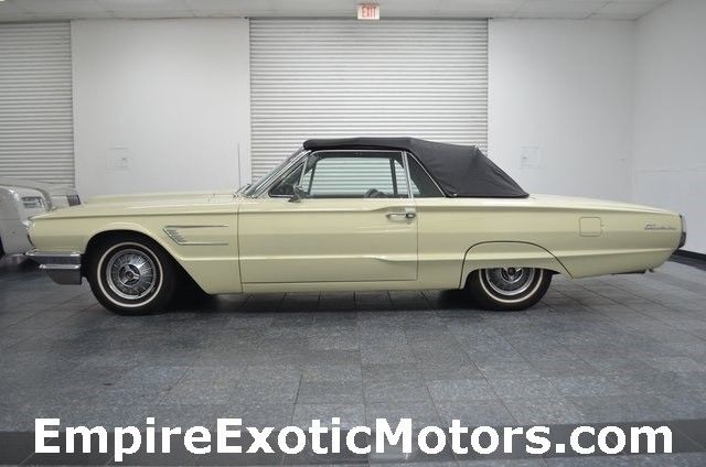 1965 Ford Thunderbird Convertible - photo 11
