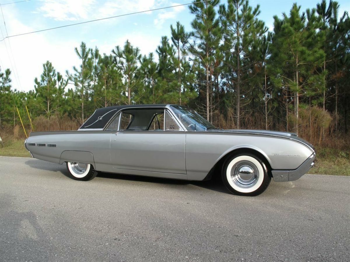 1962 Ford Thunderbird - photo 12