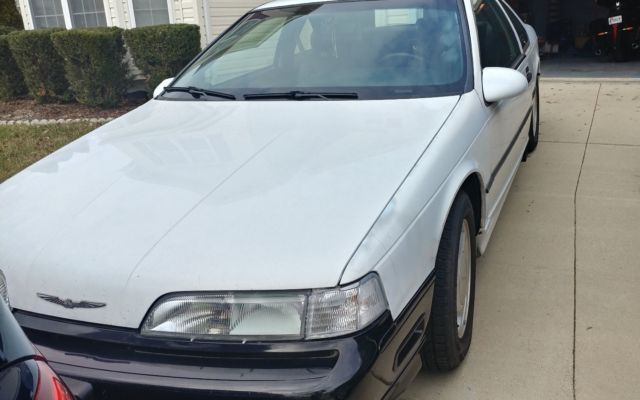 1990 Ford Thunderbird - photo 11
