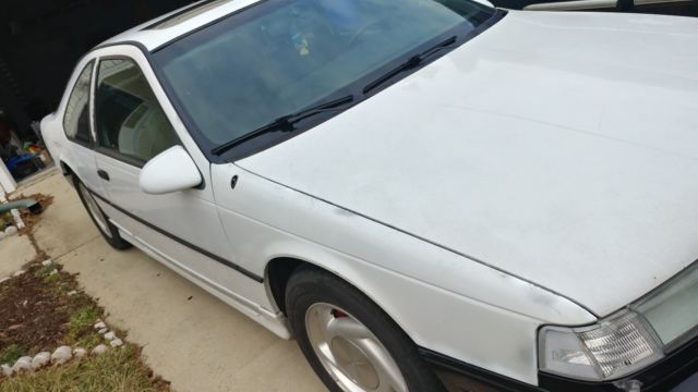 1990 Ford Thunderbird - photo 2