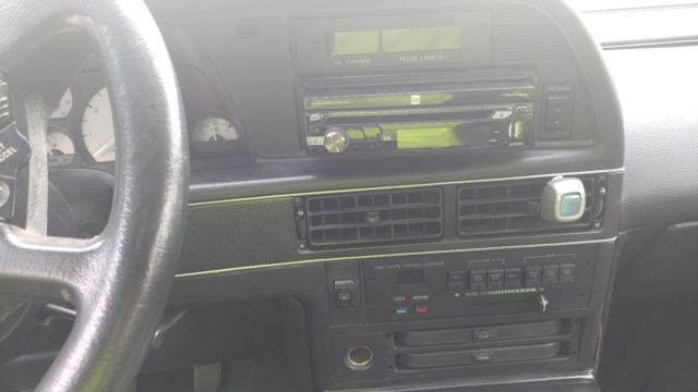 1990 Ford Thunderbird - photo 8