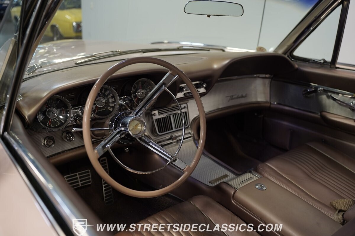 1963 Ford Thunderbird - photo 4