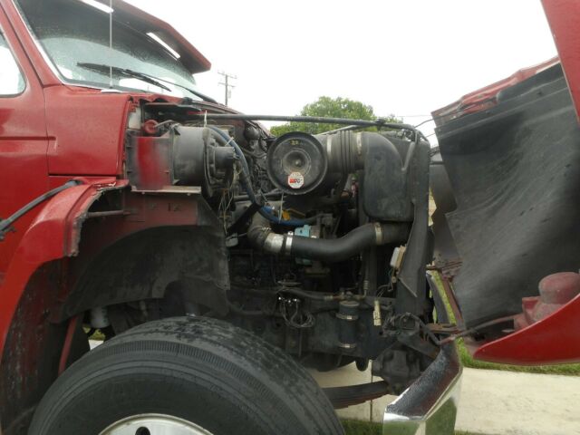 1989 Ford F800 - photo 8