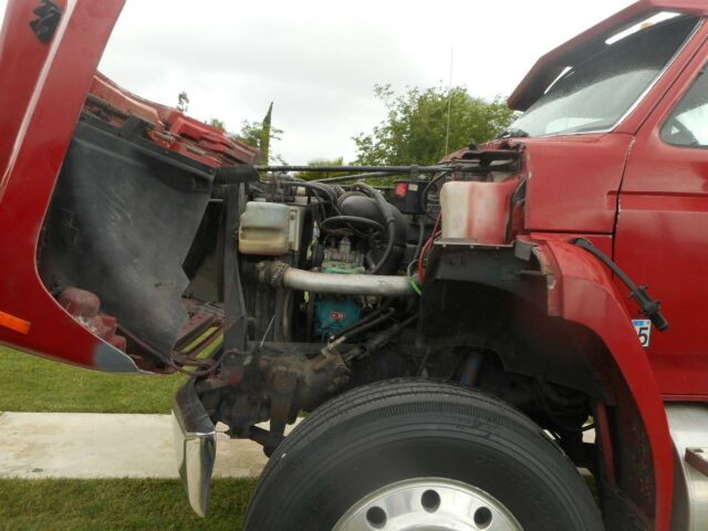 1989 Ford F800 - photo 9