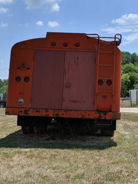 1972 Ford P600 - photo 4