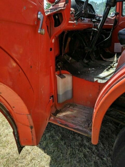 1972 Ford P600 - photo 8