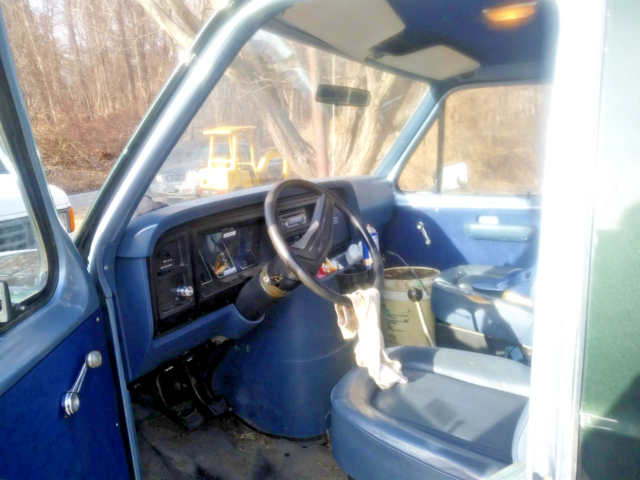 1986 Ford E-Series Van - photo 4