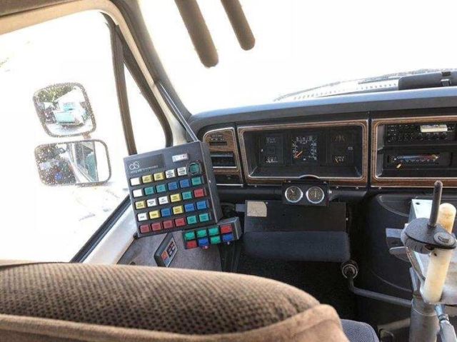 1991 Ford E-Series Van - photo 7