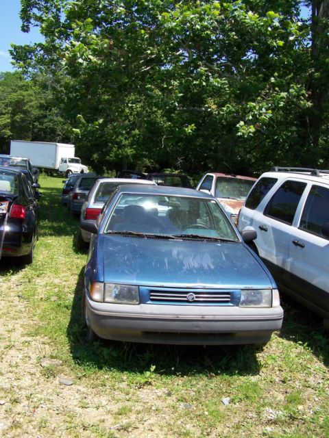 Four 1988 Mercury Tracer Hatchbacks for Parts 1988 Mercury Tracer