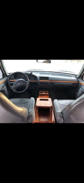 1993 Ford Bronco Centurion - photo 9
