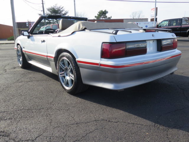 1989 Ford Mustang GT Convertible 2-Door - photo 10