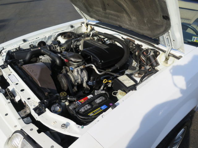 1989 Ford Mustang GT Convertible 2-Door - photo 2