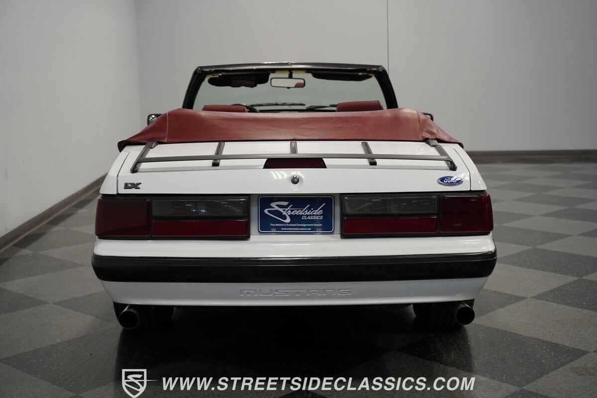 1990 Ford Mustang LX 5.0 Convertible - photo 10