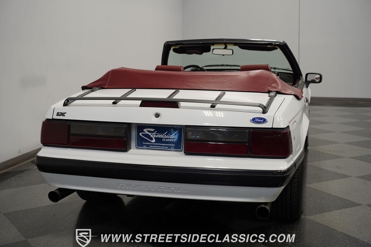 1990 Ford Mustang LX 5.0 Convertible - photo 11