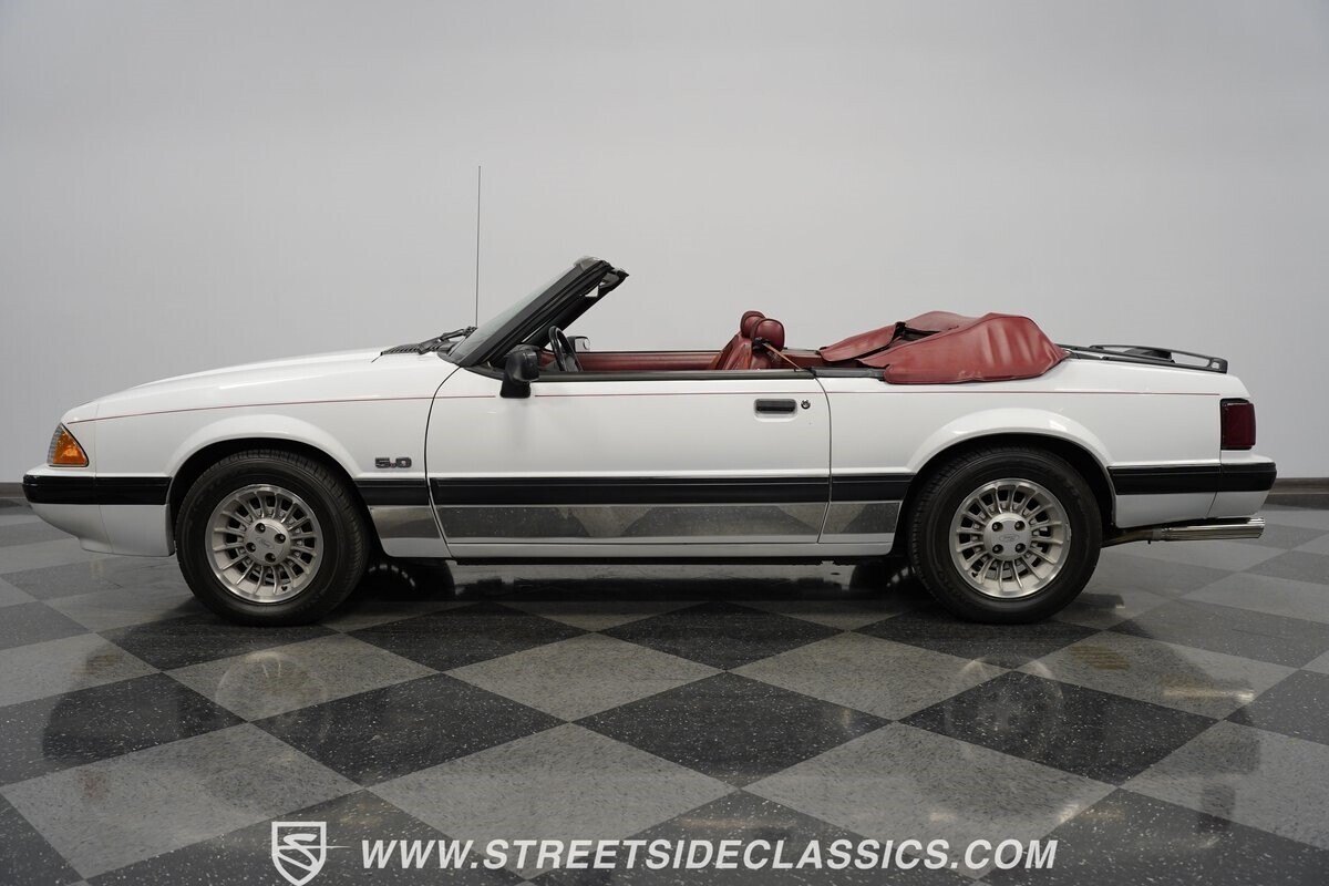 1990 Ford Mustang LX 5.0 Convertible - photo 7