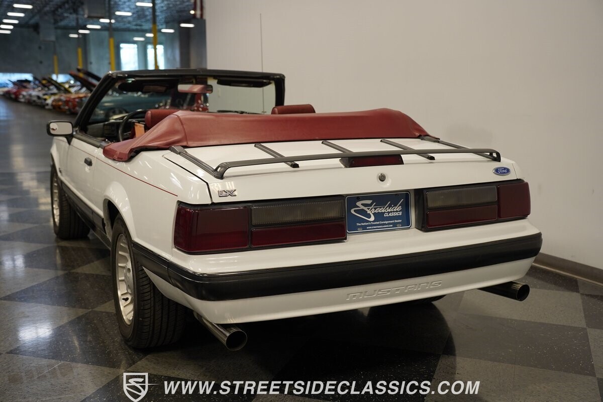 1990 Ford Mustang LX 5.0 Convertible - photo 9