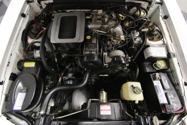 1986 Ford Mustang SVO - photo 3