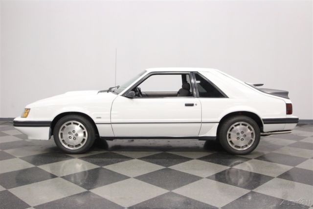1986 Ford Mustang SVO - photo 7