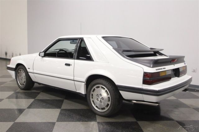1986 Ford Mustang SVO - photo 8