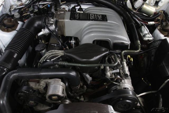 1986 Ford Mustang GT - photo 2