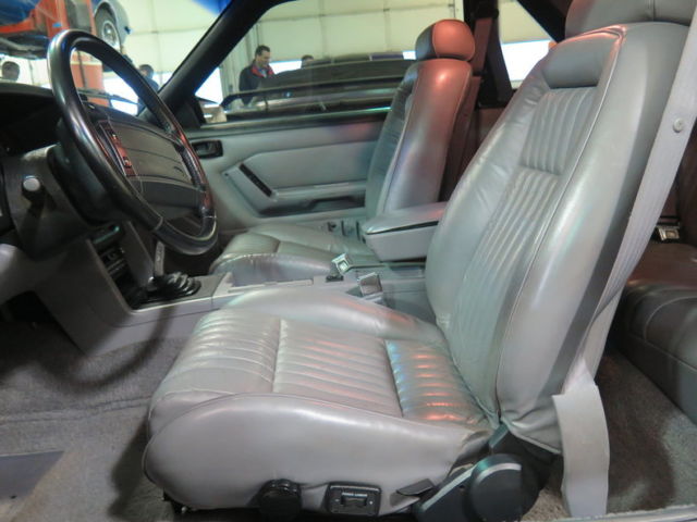 1993 Ford Mustang GT Hatchback 2-Door - photo 2