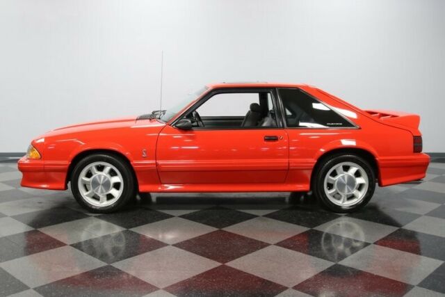 1993 Ford Mustang SVT Cobra - photo 3