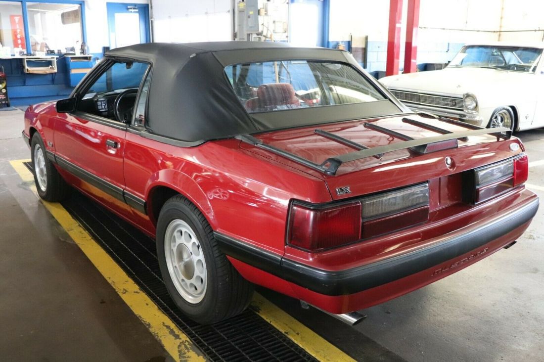 1987 Ford Mustang - photo 9