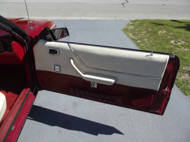 1983 Ford Mustang GLX - photo 12