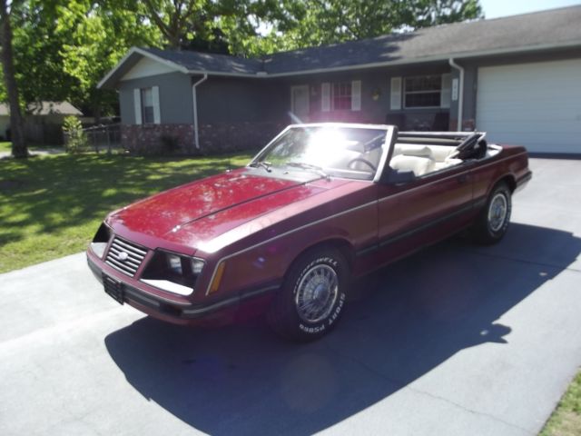 1983 Ford Mustang GLX - photo 3