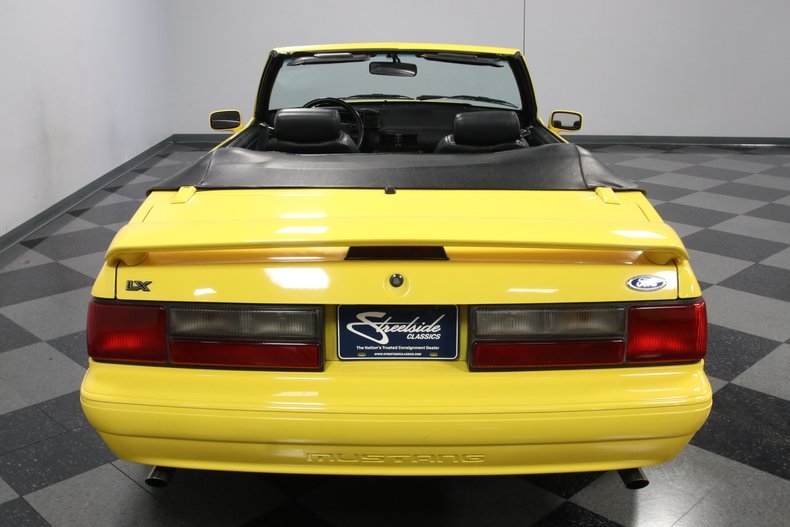 1993 Ford Mustang LX Convertible Limited Edition - photo 12