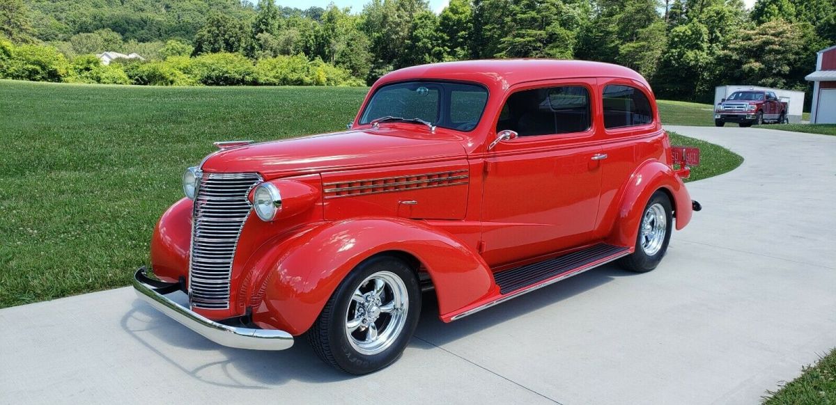Frame-Off All Steel 1938 Chevrolet Resto-Mod Sedan 1938 Chevrolet Master Sedan