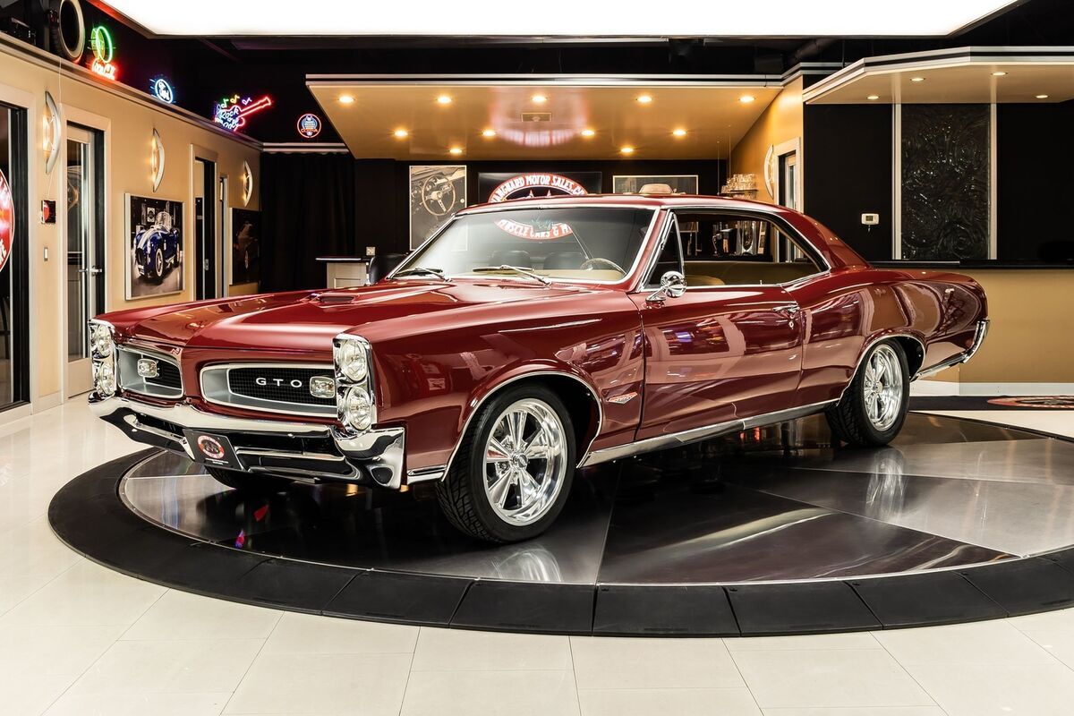 Frame Off Build! 389ci V8 w/ EFI, Muncie 4-Speed, 4W Disc, Ridetech, PS, PB, A/C 1966 Pontiac GTO Restomod