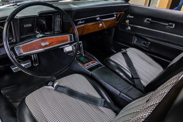 1969 Chevrolet Camaro - photo 2