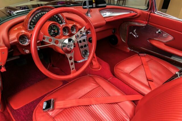 1961 Chevrolet Corvette Convertible Pro Touring - photo 2