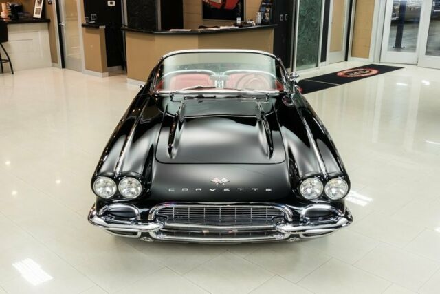 1961 Chevrolet Corvette Convertible Pro Touring - photo 9